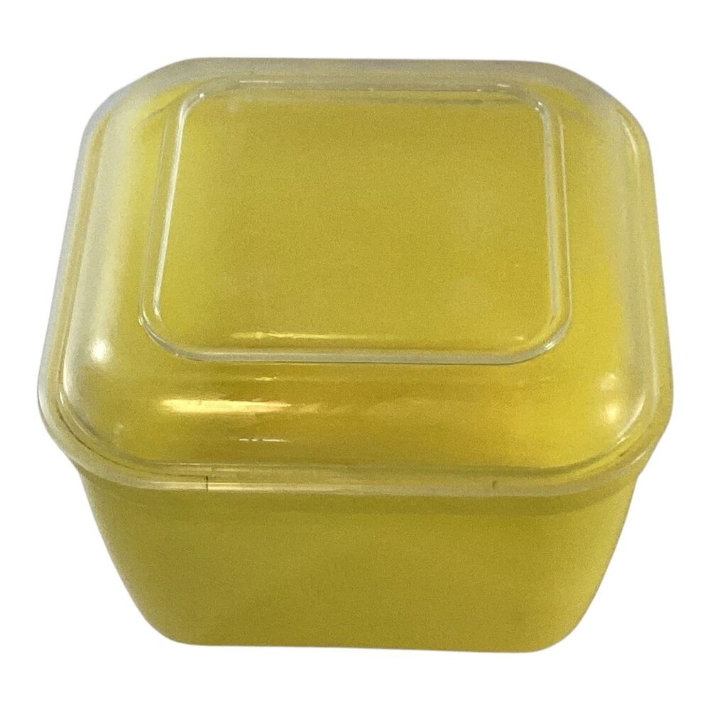 Yellow Refrigerator Dish Luscro Ware Plastic Food Storage Container 3.75in